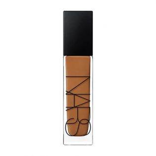 Base Natural Radiant LongwearNatural Radiant Longwear Foundation