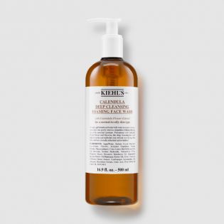 Lavagem facial com espuma de limpeza profunda com calêndula