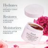 Máscara facial rosaMáscara facial rosa
