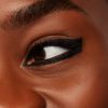 Delineador de olhos em gel com excesso de cor M·A·C