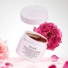 Máscara facial rosaMáscara facial rosa